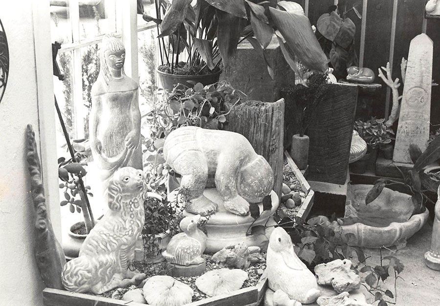 Display of Isabel Bloom sculptures